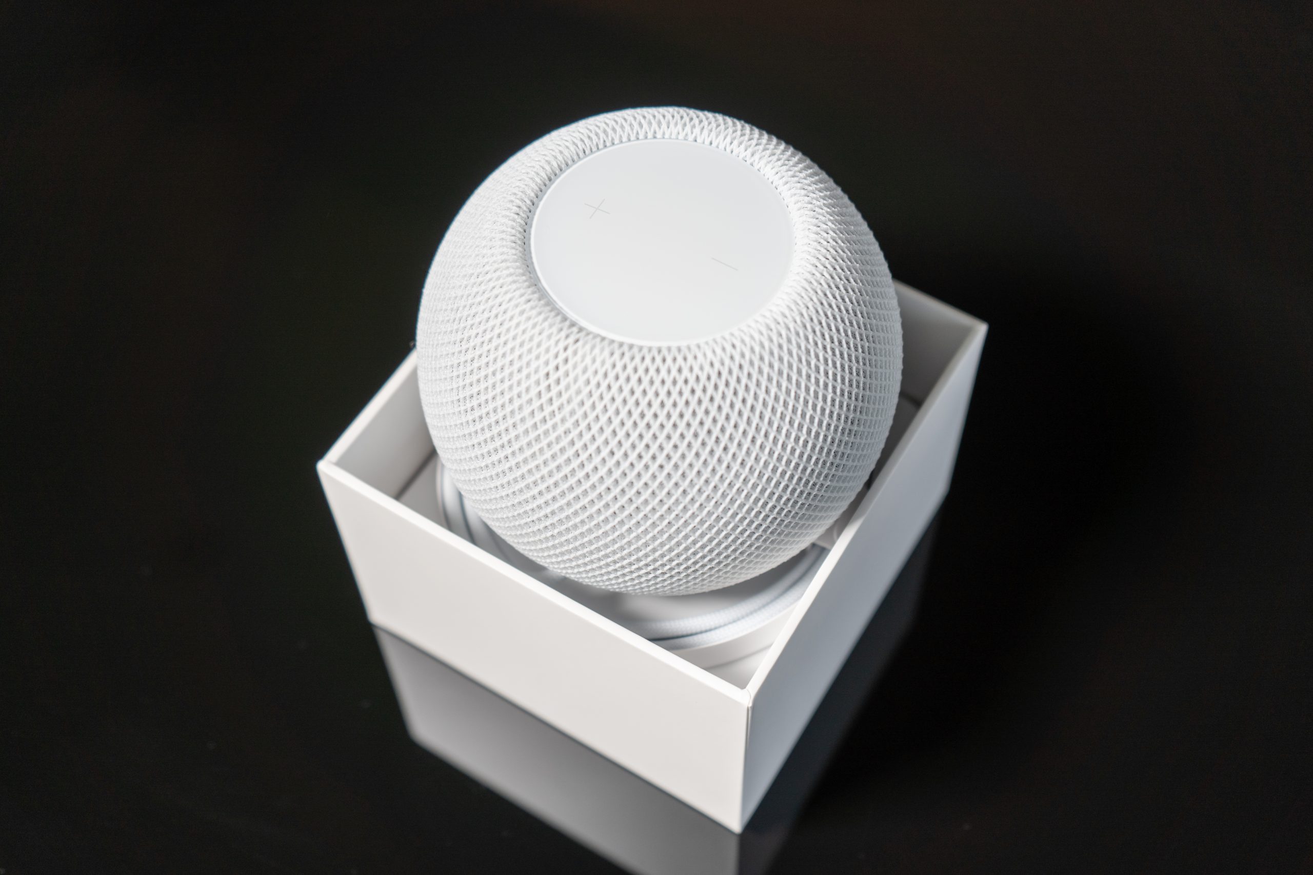 開封レビュー】AppleのスマートスピーカーHomePodmini！小さいのにパワフルなヤツ！ | LinkJapan BLOG